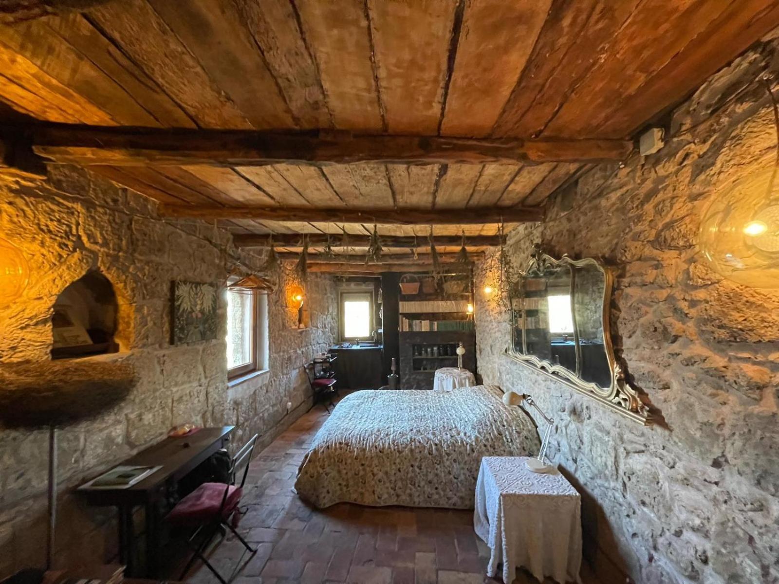 Officina Alchemica Apartment Calcata Exterior photo